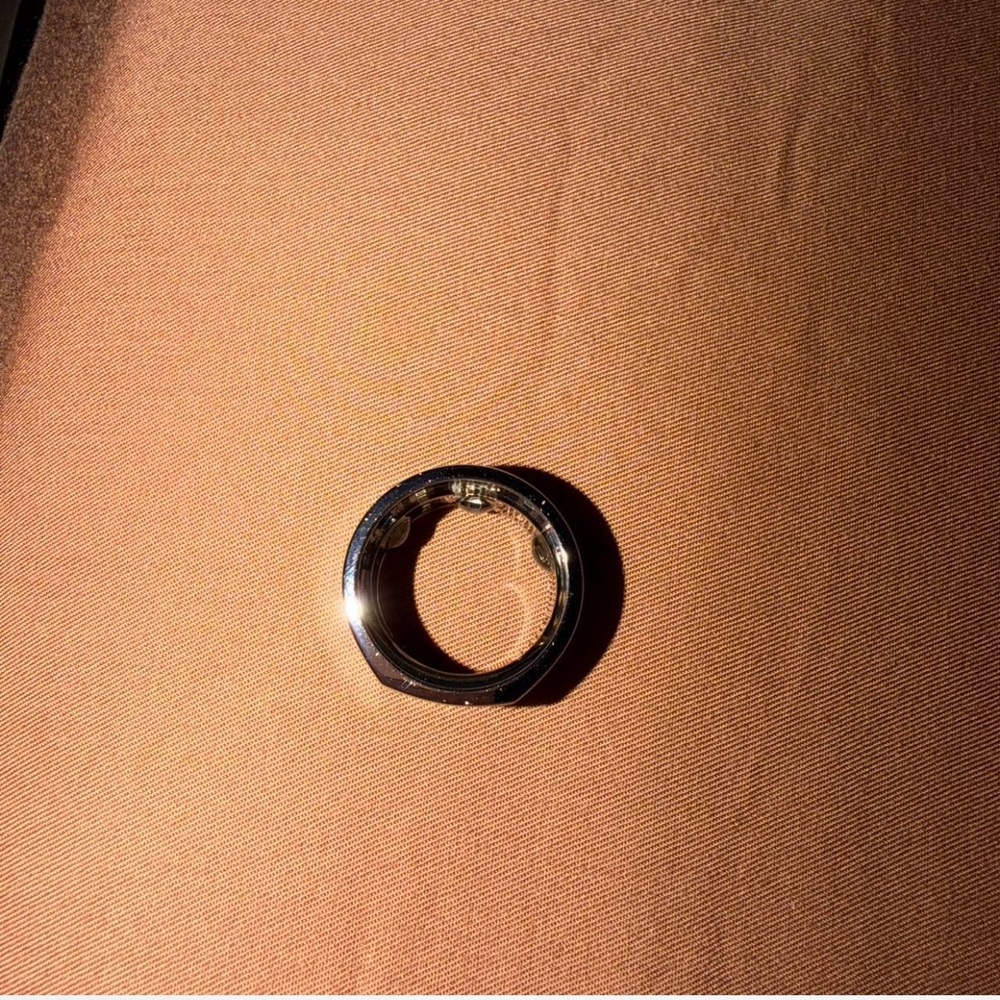 Oura ring gen 3 - Picture 3 of 4